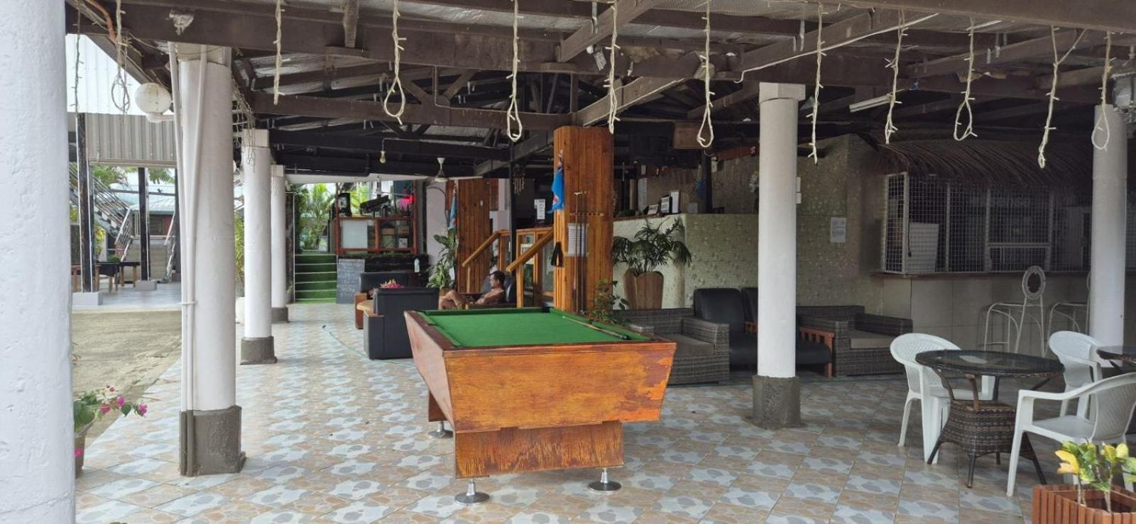 Bluelight Village Hotel Nadi Exterior photo